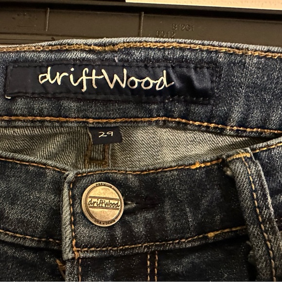 Driftwood Distressed Studded Jean - Size 29 - Picture 5 of 7